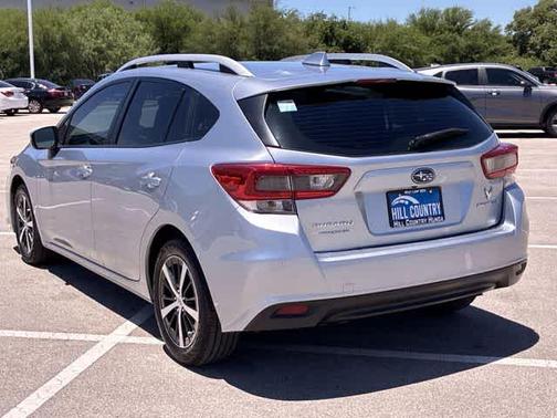 Ice Silver Metallic 2022 Subaru Impreza Premium