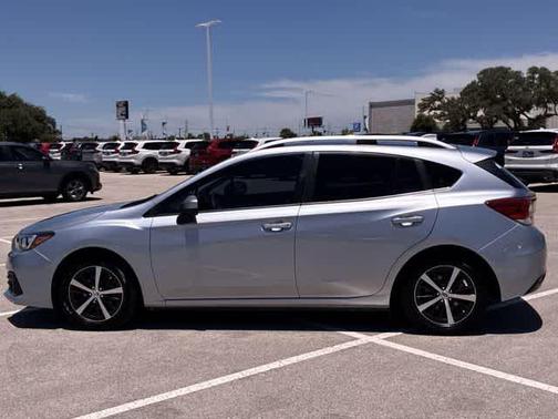 Ice Silver Metallic 2022 Subaru Impreza Premium