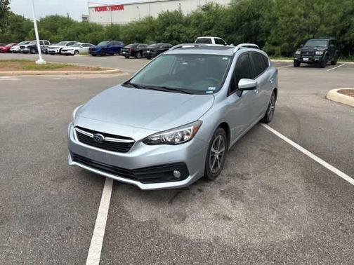 Ice Silver Metallic 2022 Subaru Impreza Premium