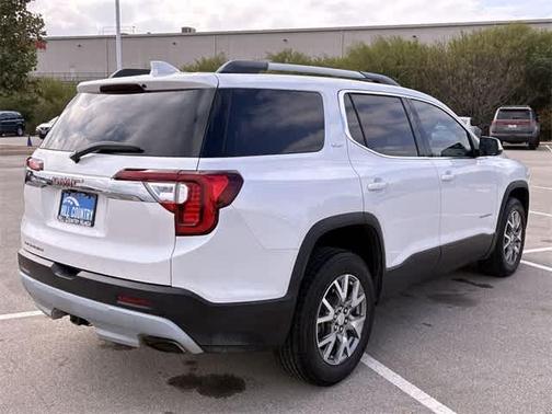 2021 GMC Acadia SLT