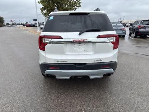2021 GMC Acadia SLT