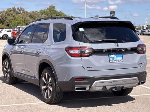 Sonic Gray Pearl 2025 Honda Pilot Elite