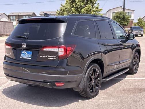 2021 Honda Pilot Black Edition
