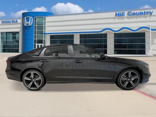 Crystal Black Pearl 2026 Honda Accord Hybrid Sport
