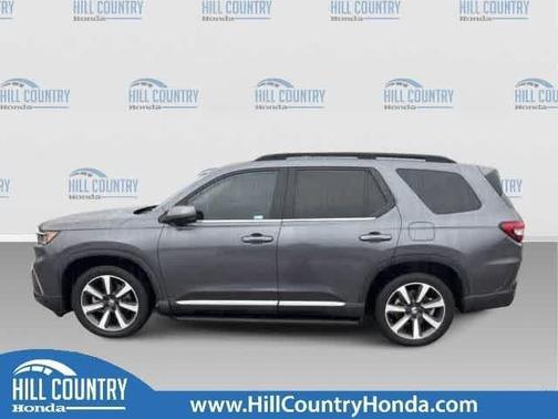 Modern Steel Metallic 2023 Honda Pilot Elite