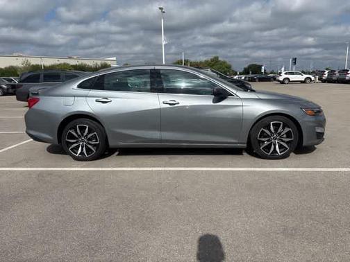 Sterling Gray Metallic 2024 Chevrolet Malibu RS