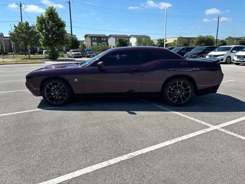 Hellraisin 2022 Dodge Challenger R/T Scat Pack