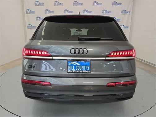 2021 Audi Q7 55 Premium Plus