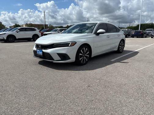 Platinum White Pearl 2022 Honda Civic EX-L