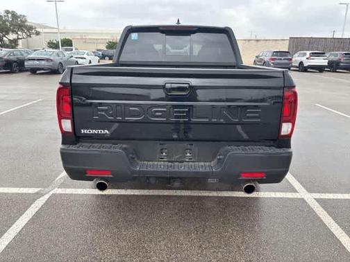 Black 2025 Honda Ridgeline RTL