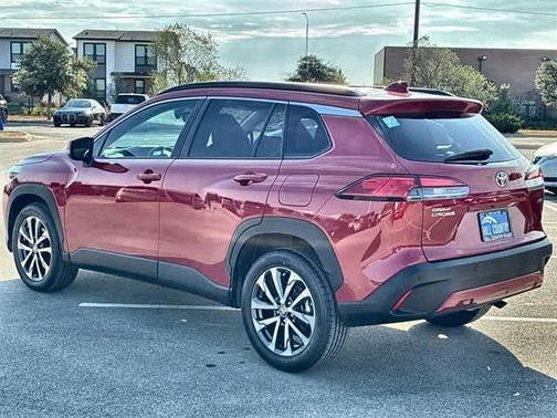2023 Toyota Corolla Cross XLE