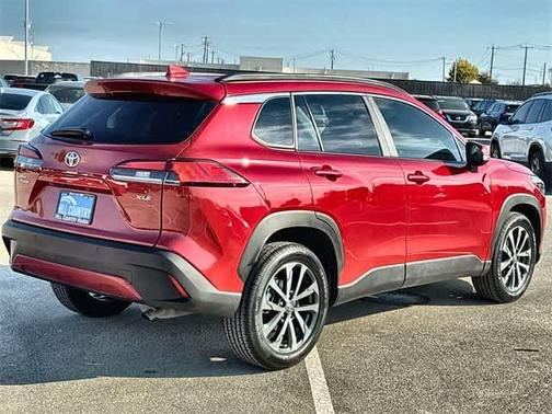 2023 Toyota Corolla Cross XLE