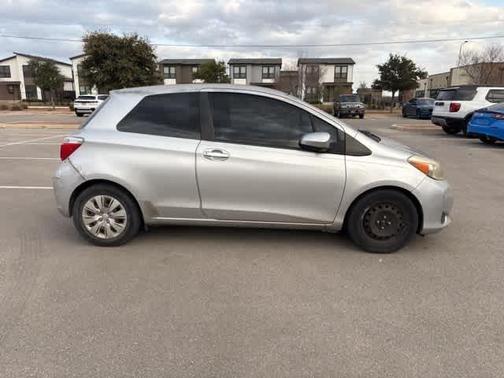 2014 Toyota Yaris LE