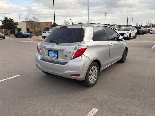 2014 Toyota Yaris LE