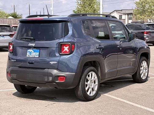 Slate Blue Pearlcoat 2022 Jeep Renegade Latitude