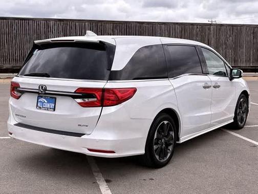 2024 Honda Odyssey Elite