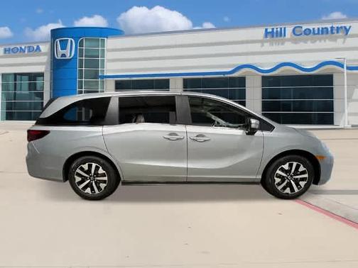 Solar Silver Metallic 2027 Honda Odyssey EX-L