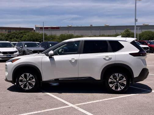 White 2023 Nissan Rogue SV
