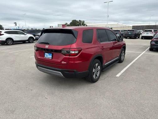 Radiant Red Metallic II 2023 Honda Pilot EX-L 7-Passenger