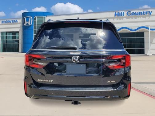 Crystal Black Pearl 2026 Honda Odyssey Elite