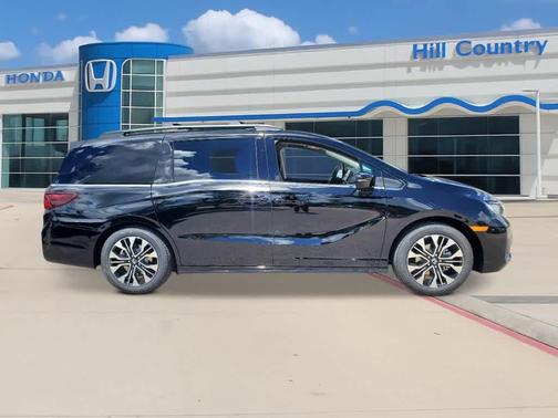 Crystal Black Pearl 2026 Honda Odyssey Elite