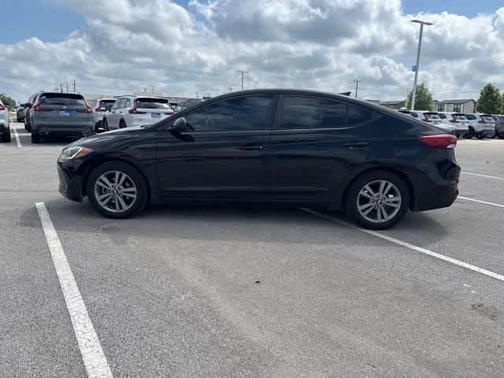 Diamond Black 2017 Hyundai ELANTRA Value Edition