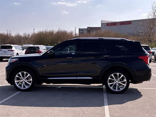 2022 Ford Explorer Platinum