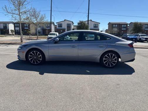 2023 Hyundai SONATA Limited