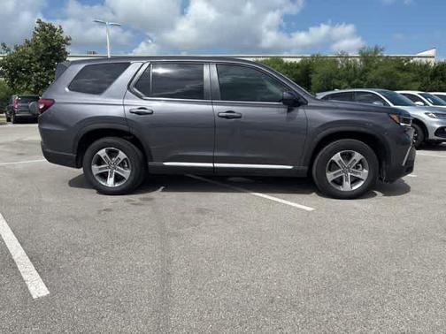 Modern Steel Metallic 2025 Honda Pilot EX-L