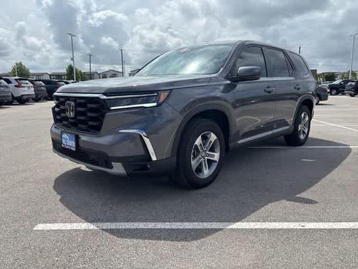 Modern Steel Metallic 2025 Honda Pilot EX-L