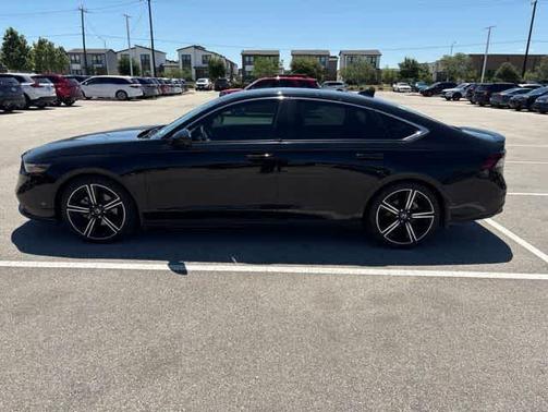 Crystal Black Pearl 2024 Honda Accord Hybrid Sport
