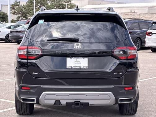 Crystal Black Pearl 2025 Honda Pilot Elite