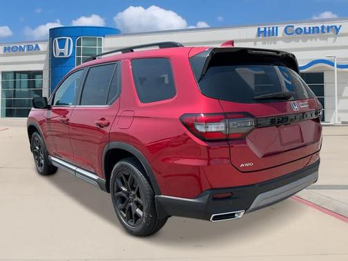 2025 Honda Pilot TOURING+