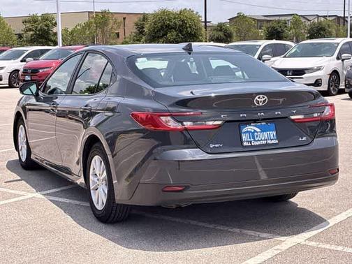 UNDERGROUND 2025 Toyota Camry LE