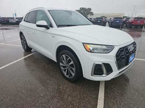 2023 Audi Q5 45 S line Premium Plus