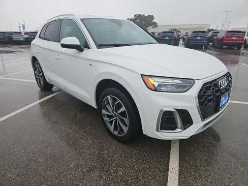 2023 Audi Q5 45 S line Premium Plus