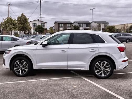 2023 Audi Q5 45 S line Premium Plus