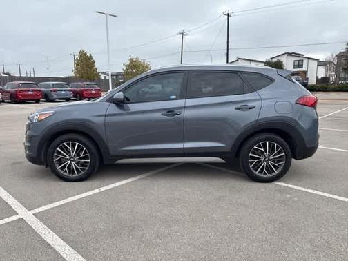 2021 Hyundai TUCSON SEL