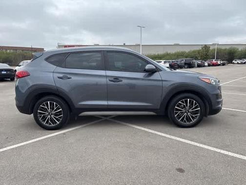 2021 Hyundai TUCSON SEL