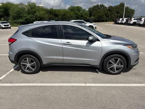 Lunar Silver Metallic 2022 Honda HR-V EX