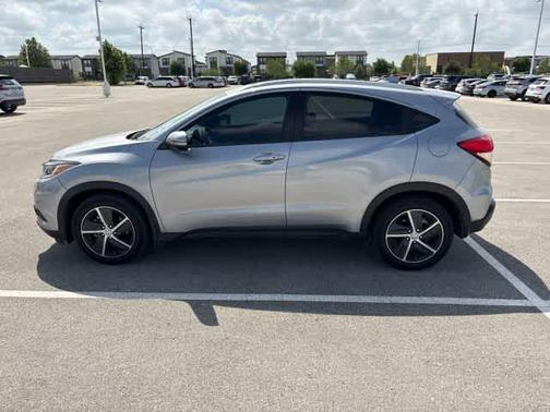 Lunar Silver Metallic 2022 Honda HR-V EX