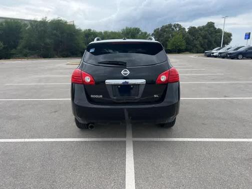 2011 Nissan Rogue SV