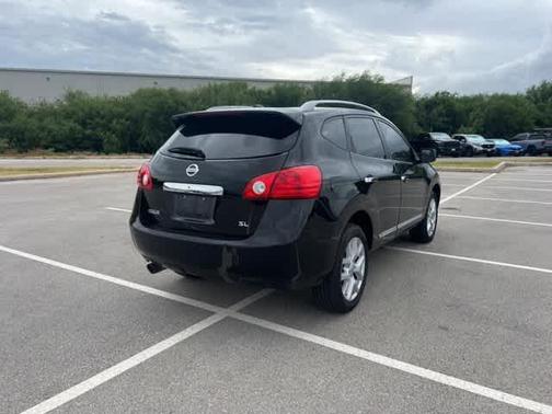 2011 Nissan Rogue SV