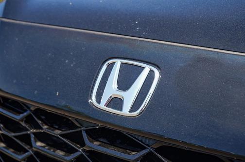 Crystal Black Pearl 2027 Honda HR-V EX-L