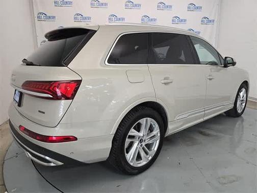 2022 Audi Q7 55 Prestige