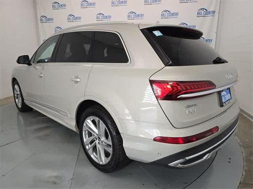 2022 Audi Q7 55 Prestige