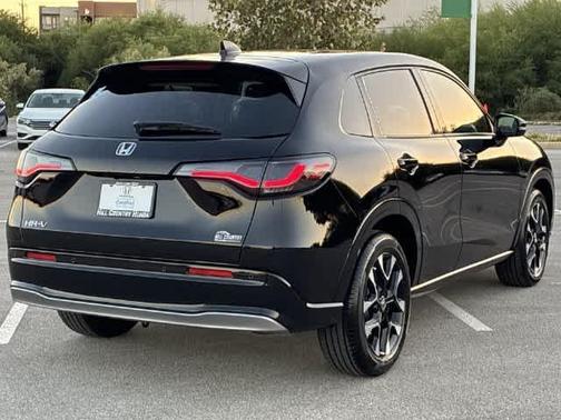 Crystal Black Pearl 2027 Honda HR-V EX-L
