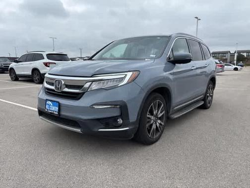 2022 Honda Pilot Touring 7-Passenger