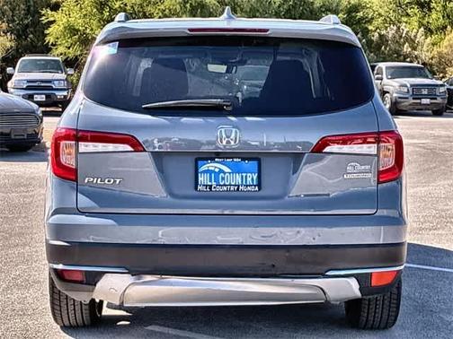 2022 Honda Pilot Touring 7-Passenger