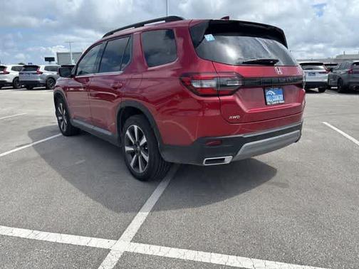 Radiant Red Metallic II 2025 Honda Pilot Touring